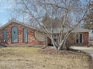 632 Maple St, Marengo, IL 60152