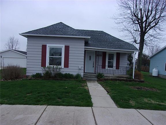2nd image of 605 W Front St