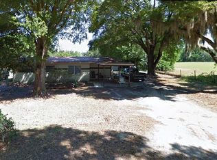 1626 Welcome Rd, Lithia, FL 33547