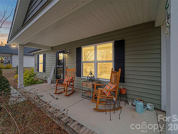 2nd image of 1338 Eastside Ave