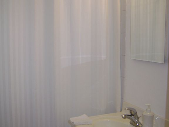 5th image of 822 Galiano St APT 4