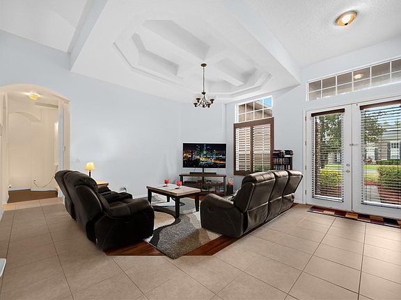 2nd image of 6185 Hedgesparrows Ln