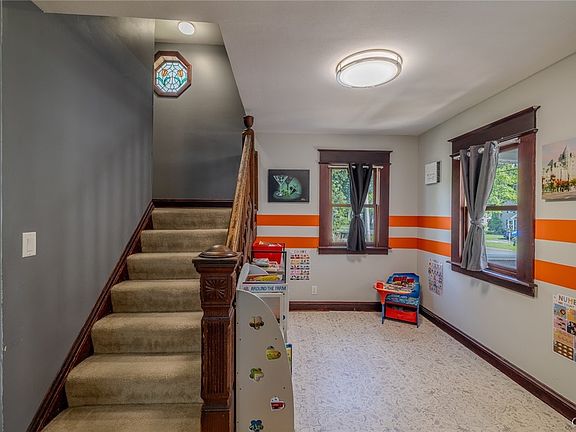 5th image of 108 6th St