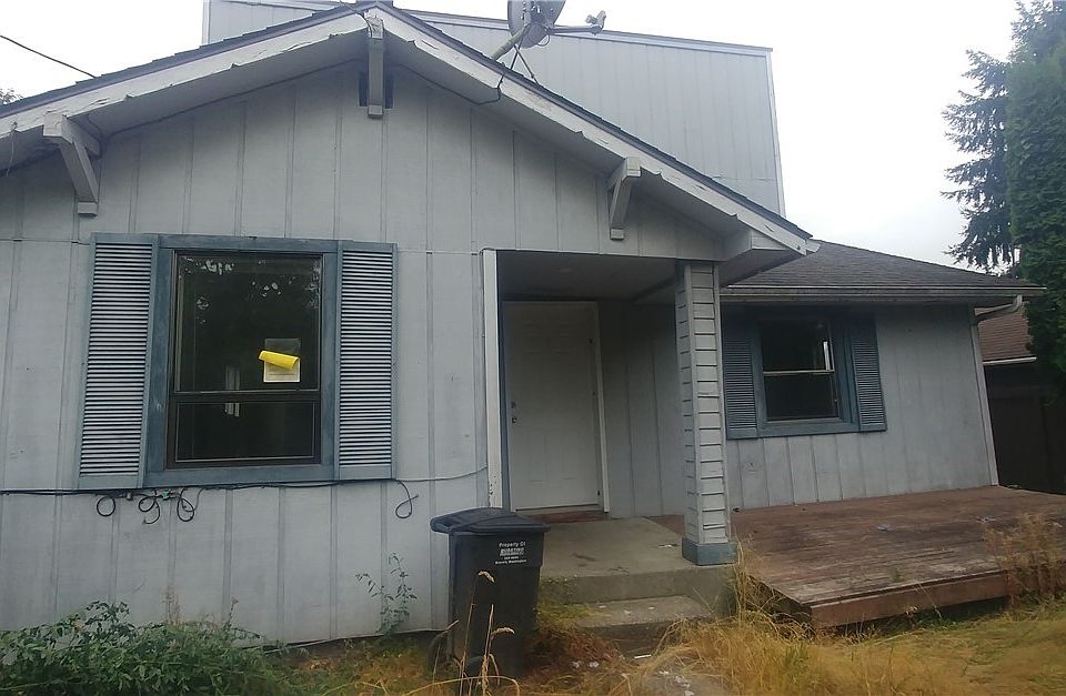 1st image of 2527 E Grand Ave