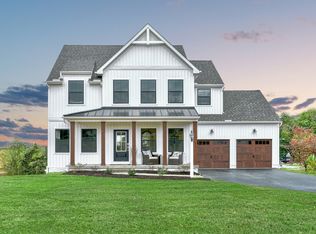 2 W Church Ave, Shrewsbury, PA 17361