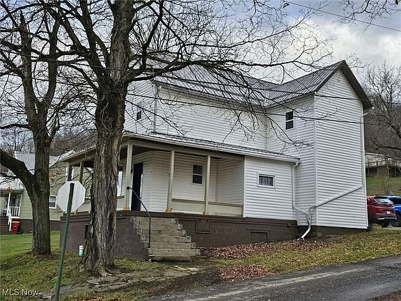 2nd image of 321 E High St