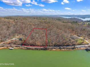 4775 Lakeside Dr, Lenoir City, TN 37772