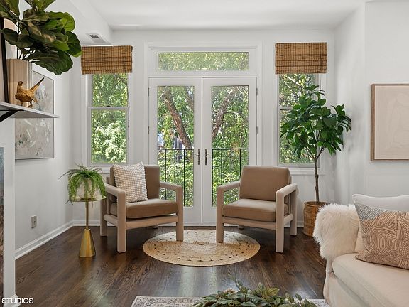5th image of 1511 W Oakdale Ave #2
