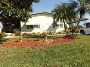 6276 Falcon Dr, Englewood, FL 34224