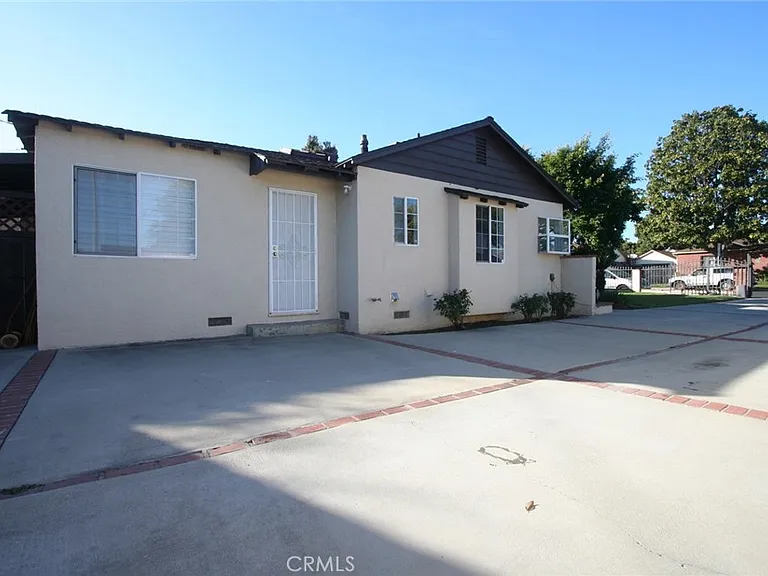 9968 Daines Dr — Photo 47