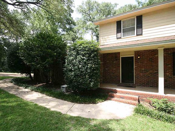 2nd image of 1304 Woodgate Way