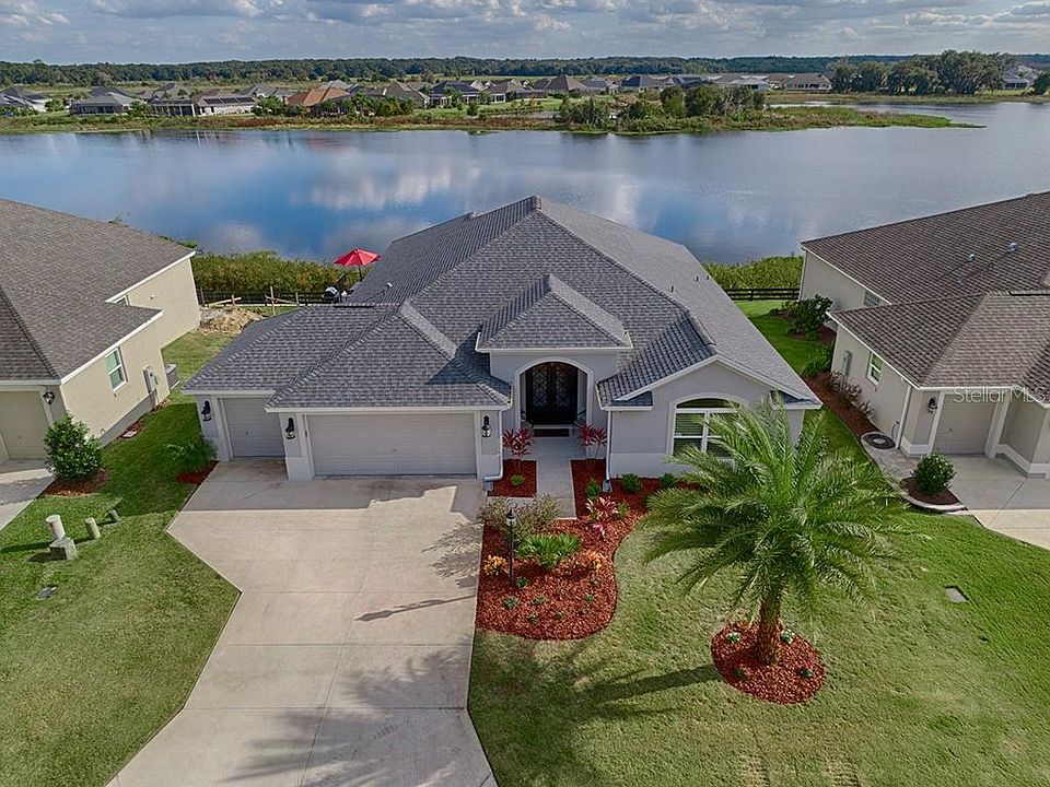1st image of 897 Vaughn Way