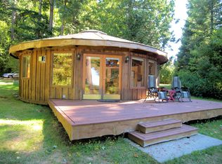 2690 W Shore Dr, Lummi Island, WA 98262