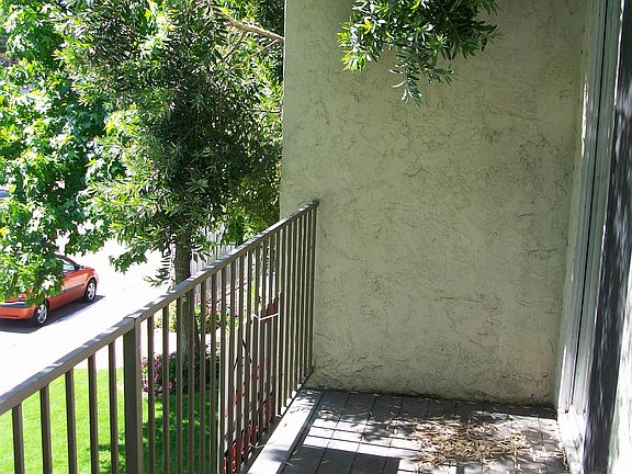 4th image of 2850 Reynard Way APT 16