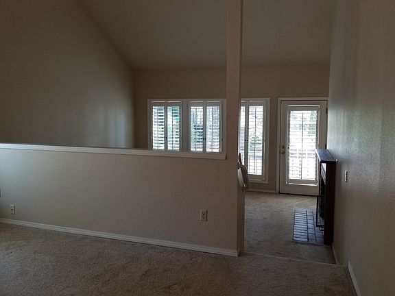 3rd image of 4970 Galen St