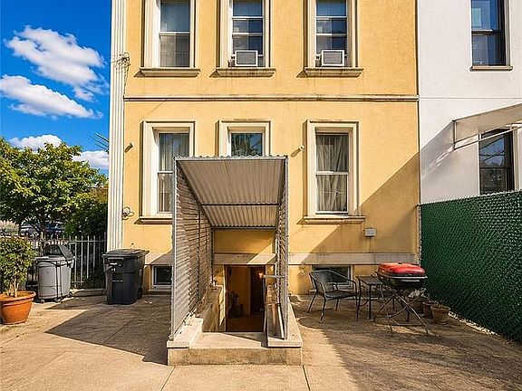 5th image of 44 Quentin Rd