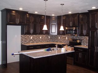 1669 E Thoroughfare Dr, Republic, MO 65738