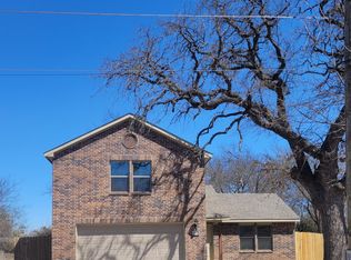 401 S 5th St, Alvarado, TX 76009