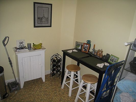 5th image of 2307 32nd St APT 2A