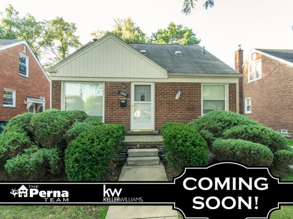 13701 Hart Ave, Oak Park, MI 48237