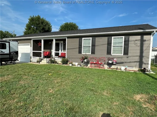 99 Hawthorne Ln, Pt Pleasant, WV 25550