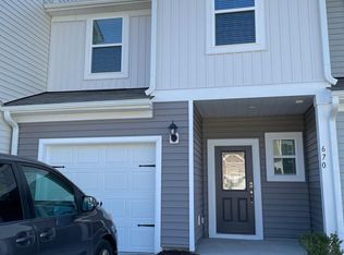 670 Rolling Fields Dr, Graham, NC 27253