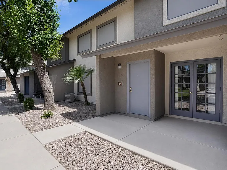 Falcon Glen Apartments — Photo 26