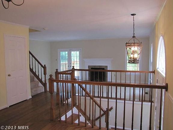 4th image of 7418 Salford Ct