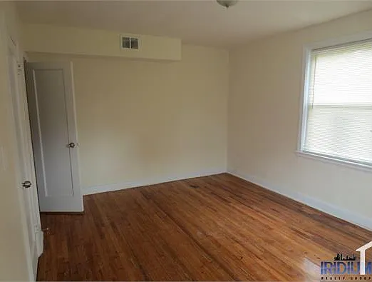 166 Chancellor Ave #4 — Photo 6
