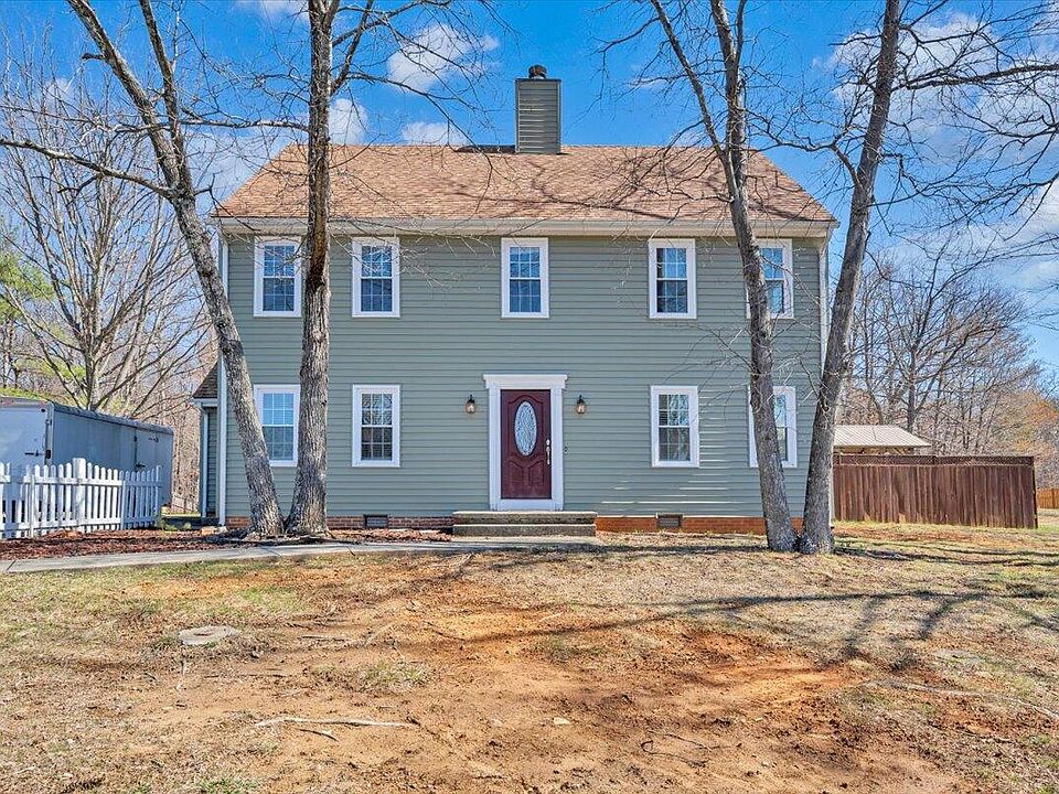 1st image of 102 Chasewood Ln