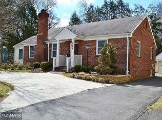 2622 Military Rd, Arlington, VA 22207