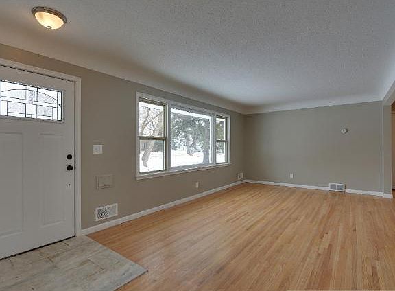 3rd image of 6510 Humboldt Ave S
