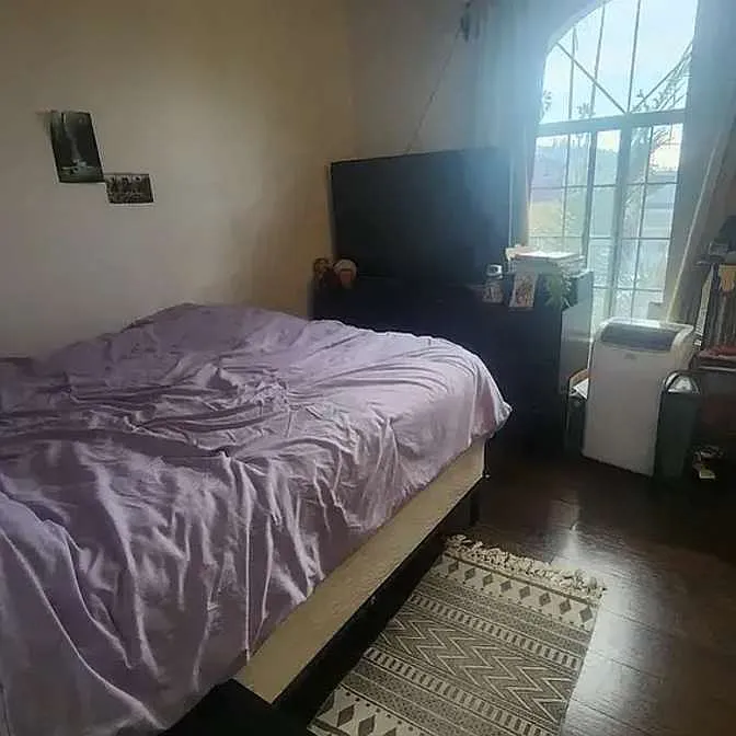 W 35th Pl