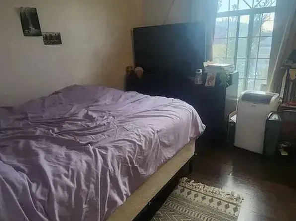 (undisclosed Address), Los Angeles, CA 90007