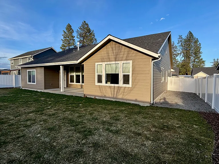 10743 N Crimson Dr — Photo 4