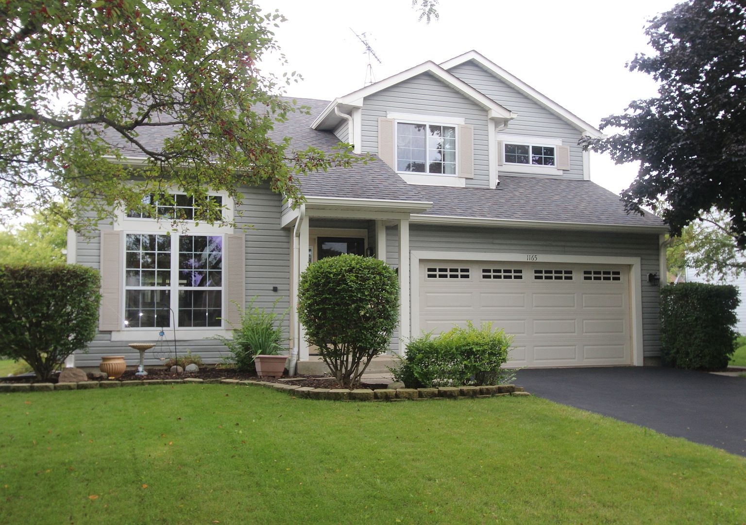 1165 Halfmoon Gate, Lake In The Hills, IL 60156 Zillow