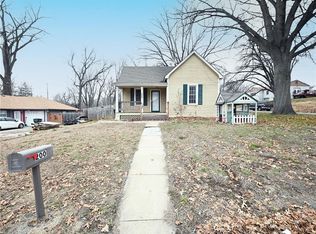 200 S 12th St, Leavenworth, KS 66048