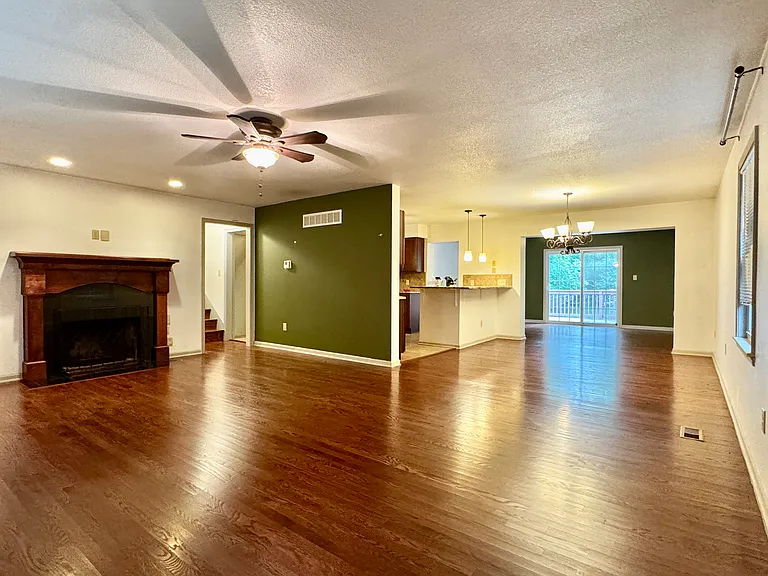 5204 Brookside Blvd — Photo 4