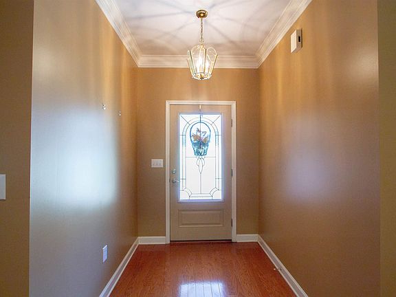 4th image of 1320 Turncliff Dr