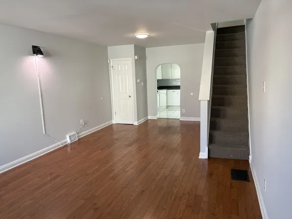 1136 Mifflin St, Philadelphia, PA 19148