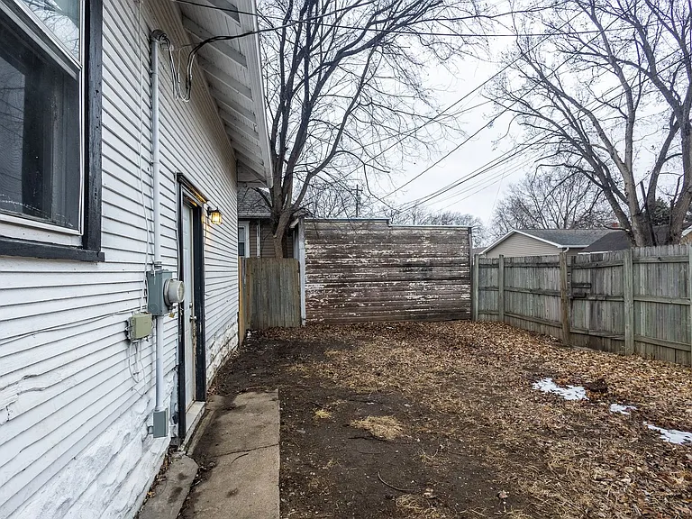 1442 Plum St — Photo 5