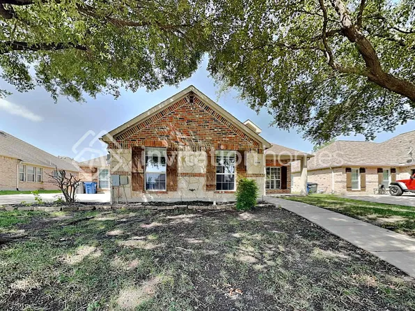 1014 Spinnaker Dr, Forney, TX 75126