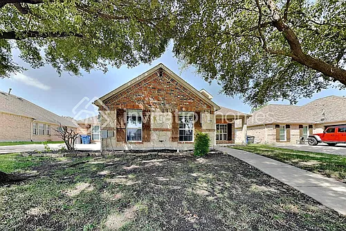 1014 Spinnaker Dr Photo 1
