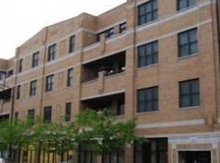 87 S Mundhank Rd, South Barrington, IL 60010