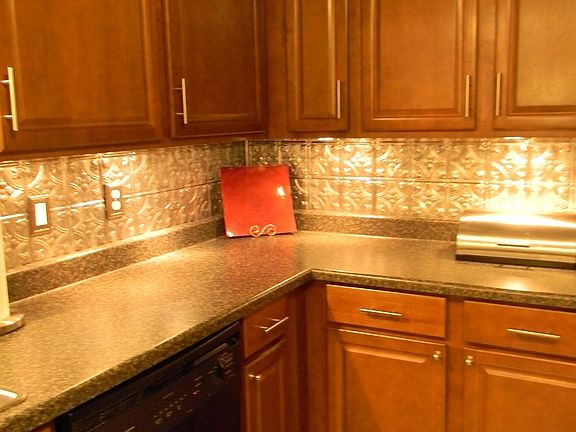 UNDER CABINET LIGHTING