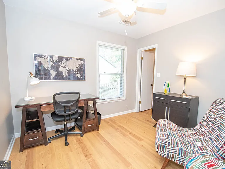 103 Burnham Rise #FURNISHED — Photo 6