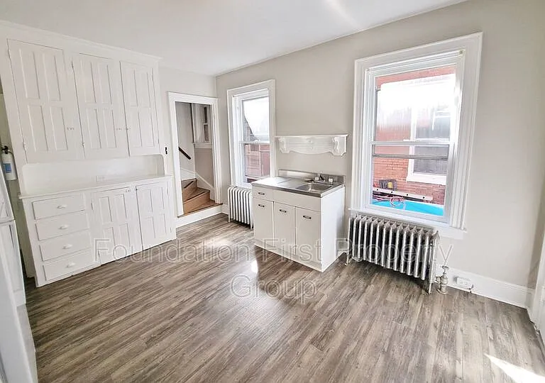 29 Fulton St — Photo 5