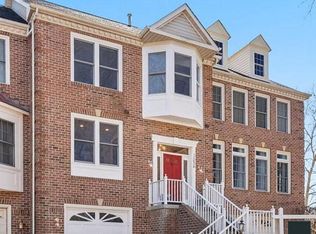 12626 Granite Ridge Dr, Gaithersburg, MD 20878