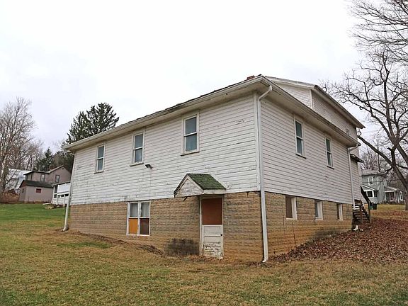 4th image of 306 E Wiggin St