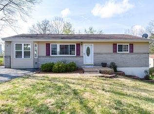 35 Wagon Wheel Trl, Fenton, MO 63026